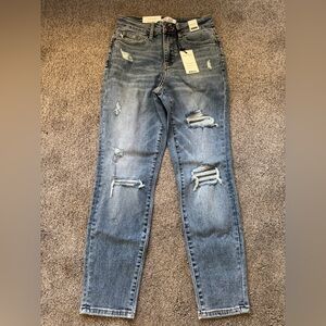 Judy Blue distressed jeans